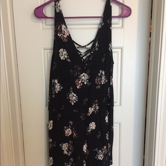 Floral Romper! - Picture 3 of 5